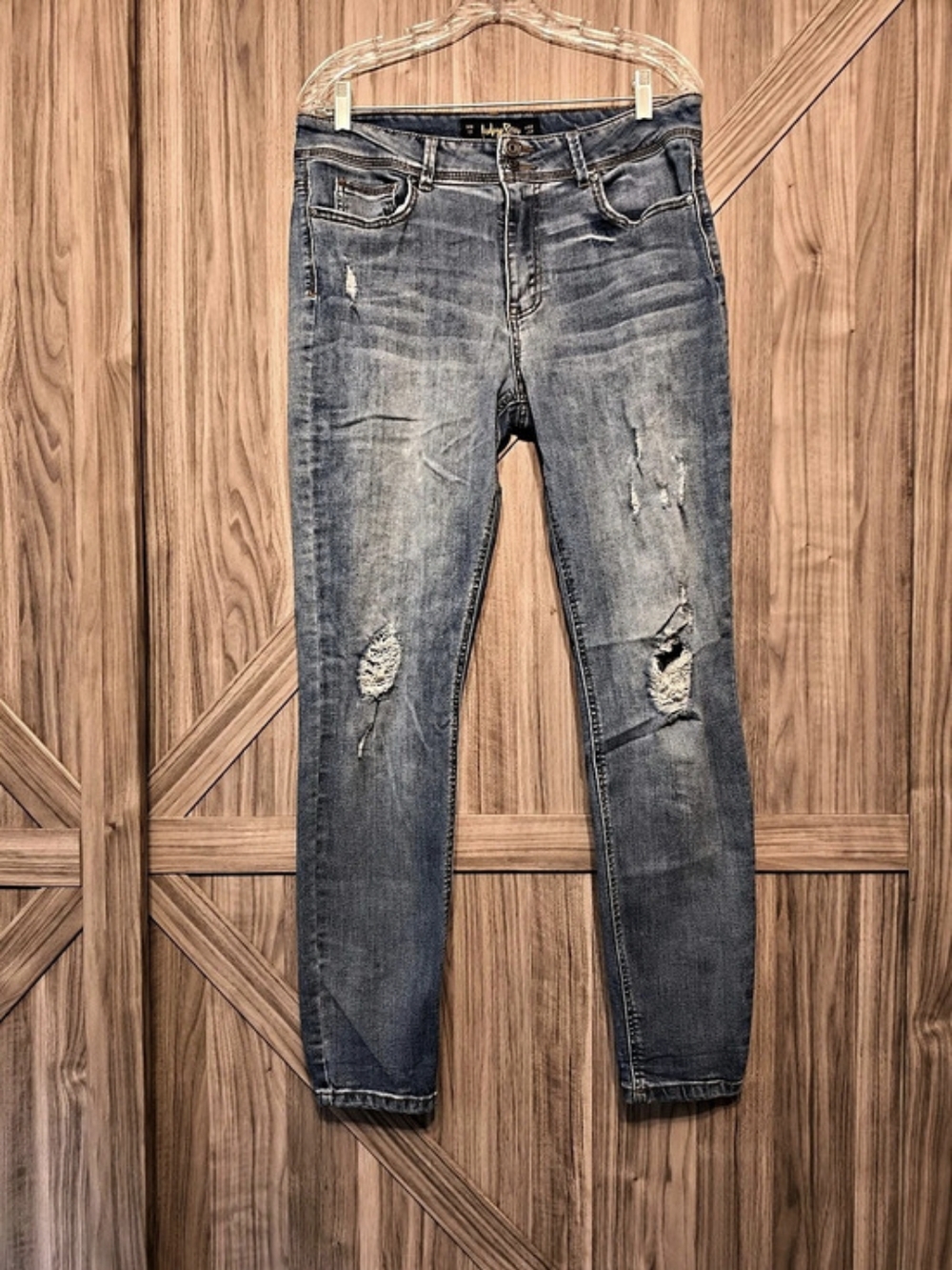 Indigo Rein Skinny Distressed Jeans in Blue 32x27